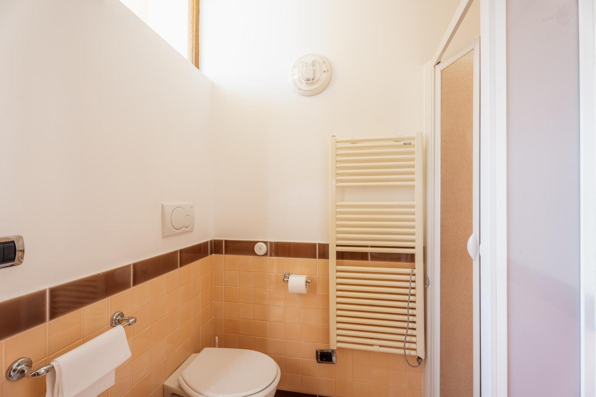 マッサ・ルブレンセ Relais Il Pennino Bed & Breakfast エクステリア 写真